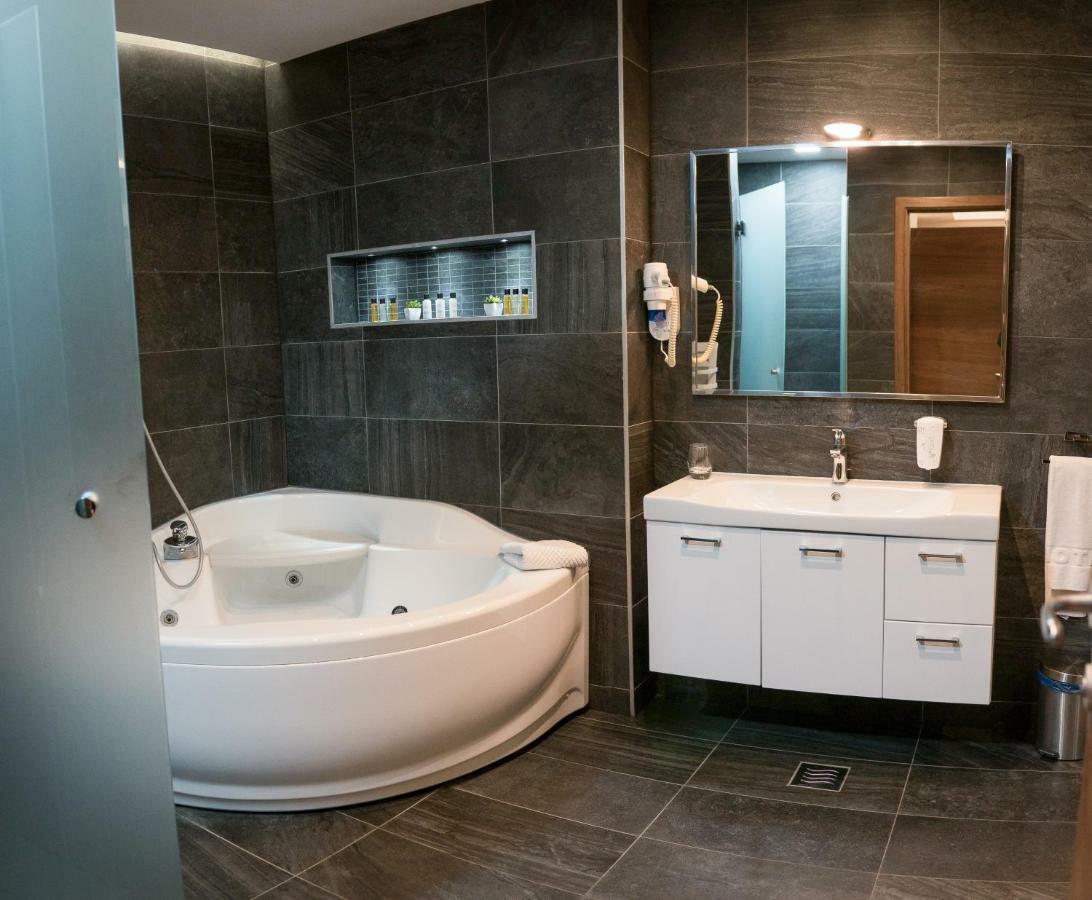Hotel Jelena Banja Luka Zewnętrze zdjęcie